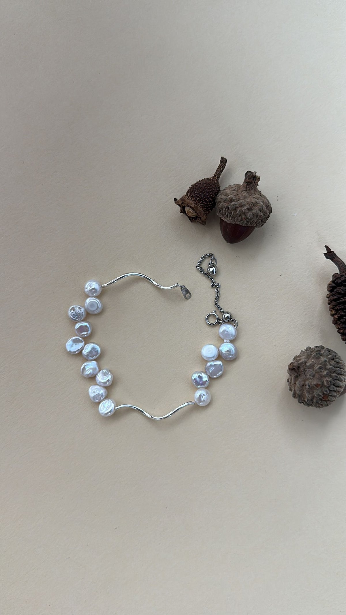 Geometric Wave Baroque Pearl Bracelet